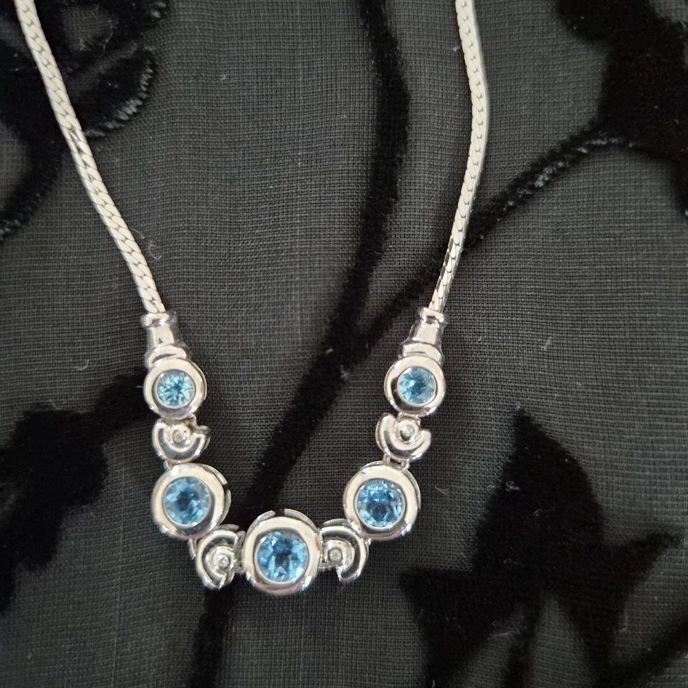 Ross-Simons 14K White GOLD Necklace with DIAMONDS AND AQUAMARINE Gemstones